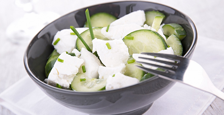 #18 Komkommersalade met feta - Recept