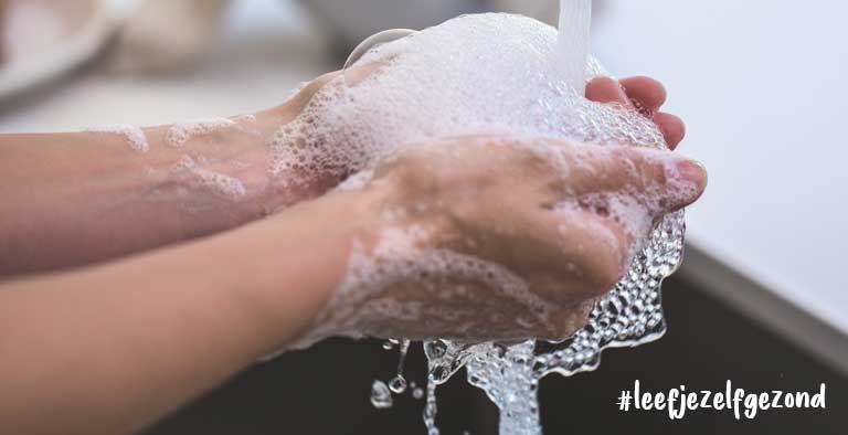 Schadelijke werking van toevoegingen in huidverzorgingsproducten